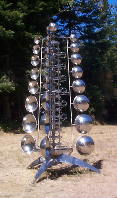 orcas sculpture1