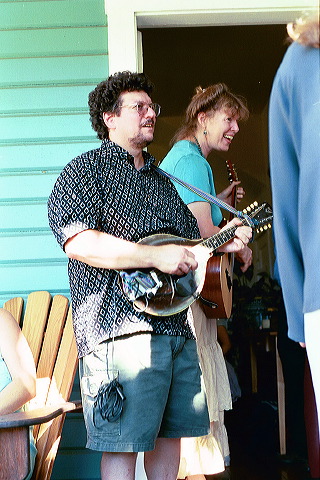 eric_lynn_playing.jpg